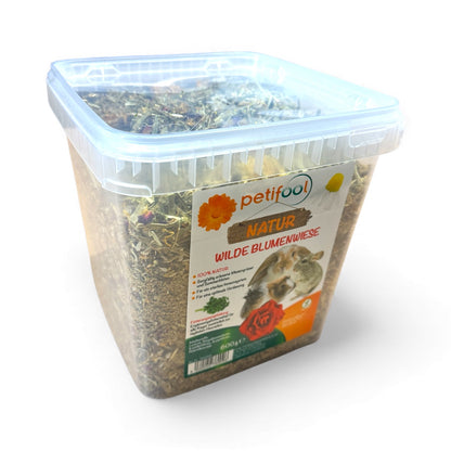 Wilde Blumenwiese – Ergänzungsfutter mit Gräsern und Blüten